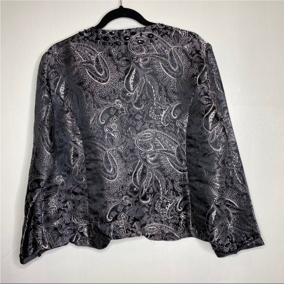 Lot of 2 jackets: Coldwater Creek and Chico’s size large/xl. Selling as 1 lot! - Picture 9 of 11